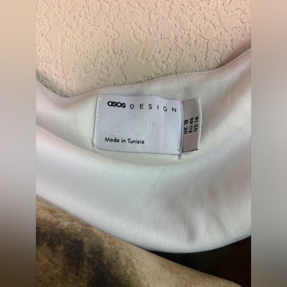 NWT ASOS Beige Blurred Marble Stripe Off One Shoulder Structured Mini Dress 14 - Picture 8 of 12